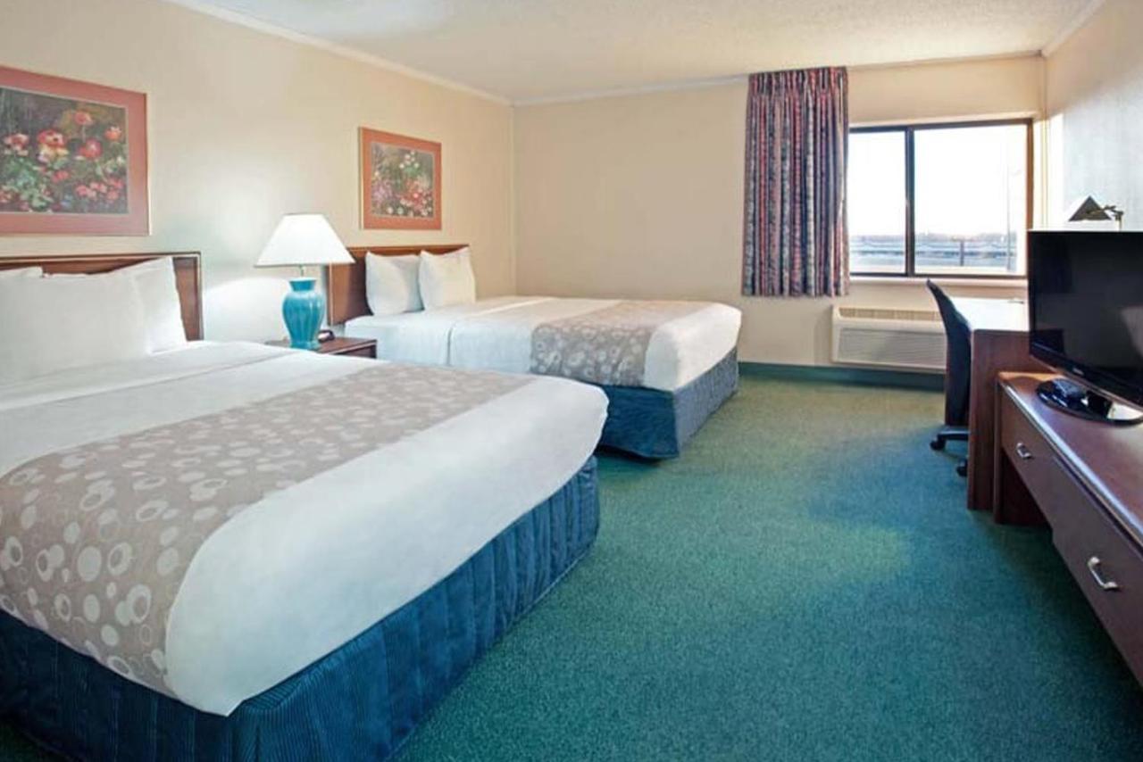 Norwood Inn & Suites Indianapolis East Post Drive Exteriör bild